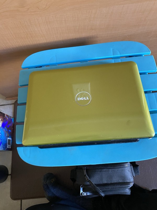Dell Inspiron Mini 1012 Netbook – Completely Untested – For Parts/Repair gallery