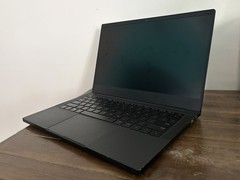 Razer Blade Stealth 13 Gaming Laptop GTX 1650, I7-1065G7, 512GB SSD, 16GB RAM