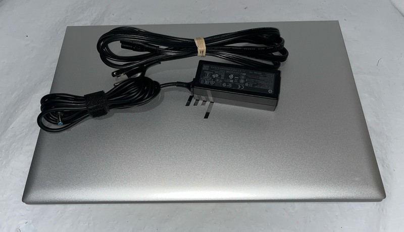 HP EliteBook 855 G7 15.6" AMD Ryzen 5 Pro 4650U@2.1GHz, 16GB RAM, 512GB M2, W11P gallery