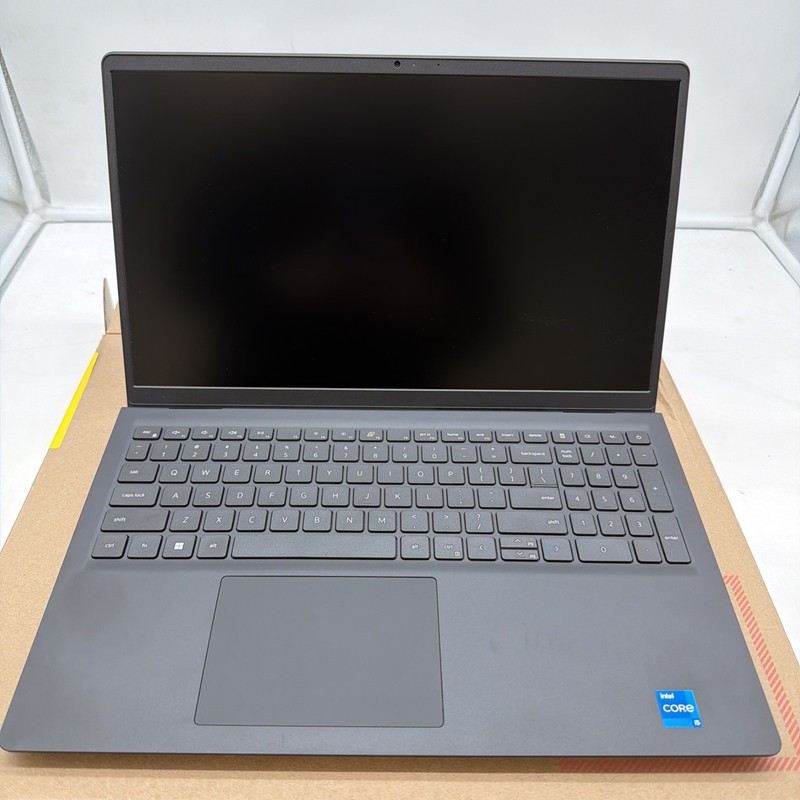 Dell PV15250 Pro 15 Essential 15.6" Notebook 512GB 16GB i5 - Full HD 120HZ V2T7P gallery