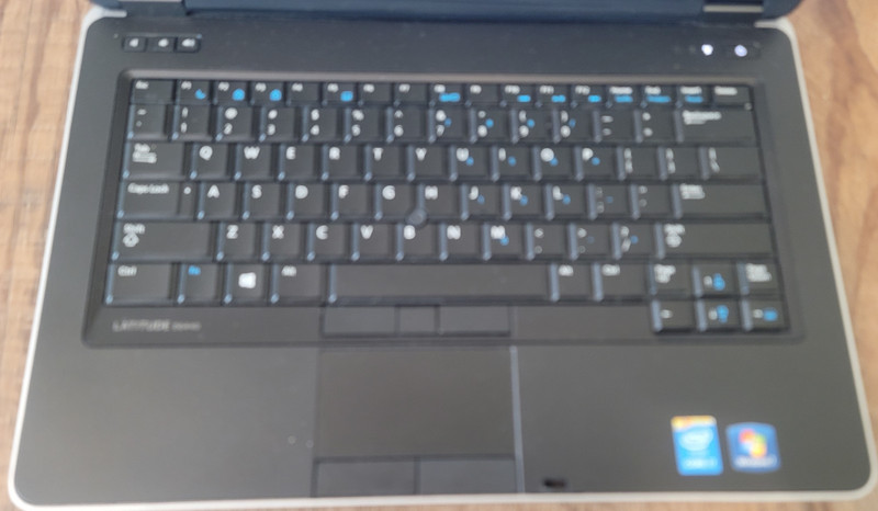 Dell Latitude E6440 i7-4610M 3.00GHZ 8GB 240GB SSD Webcam Wi-Fi Win10 Pro 14" gallery