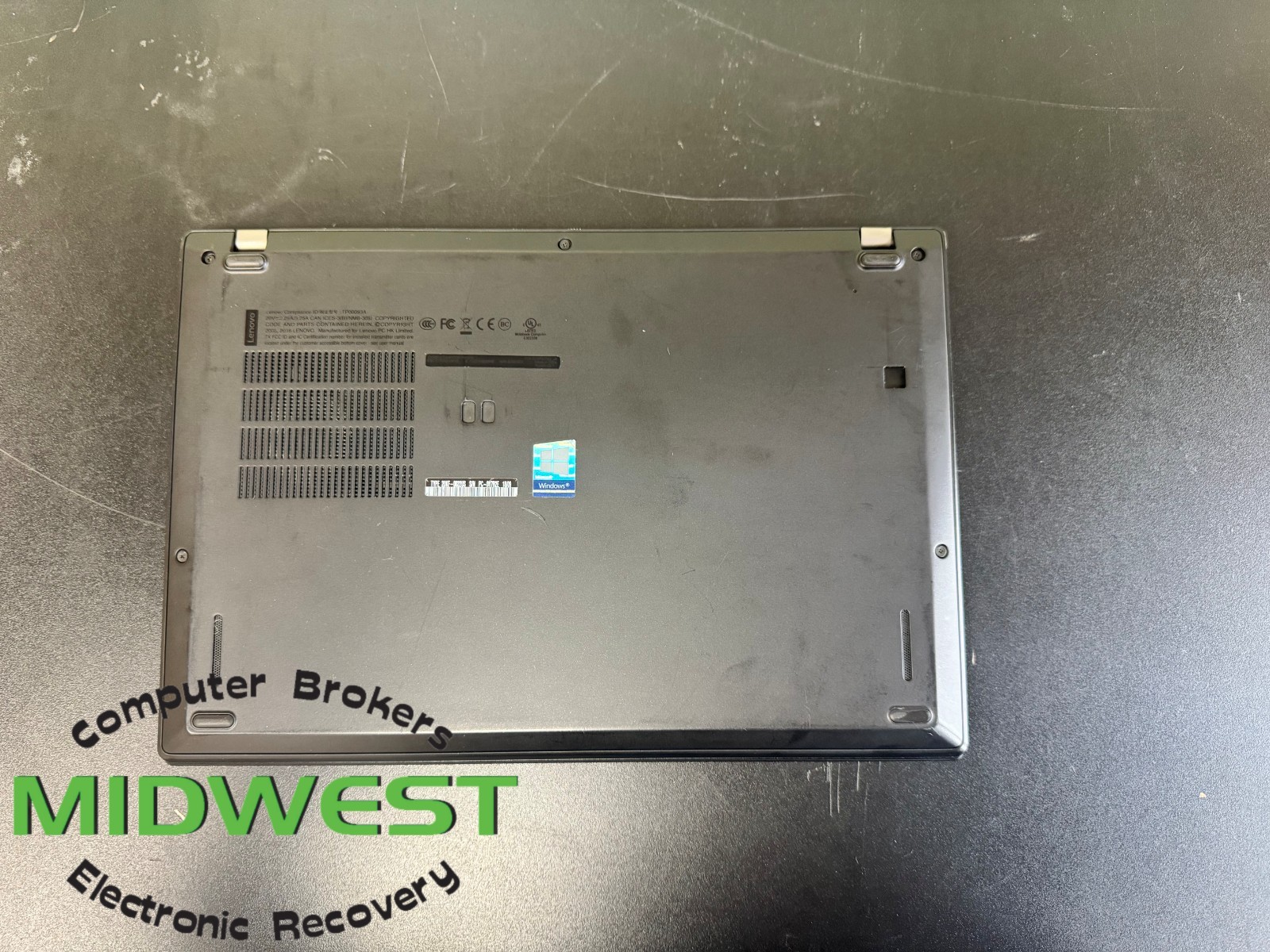 Lenovo ThinkPad x280 i5-8350U 1.7GHz 8GB RAM (NO OS/HDD/SSD) gallery