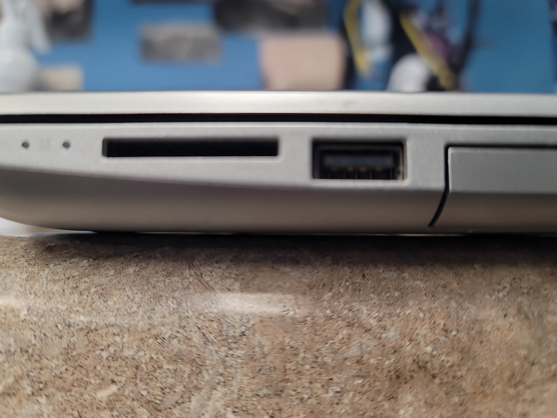 HP Laptop 15-da0xxx, Intel i3-8130U, 8gb RAM, 15.6", no HDD, Working, As Is gallery