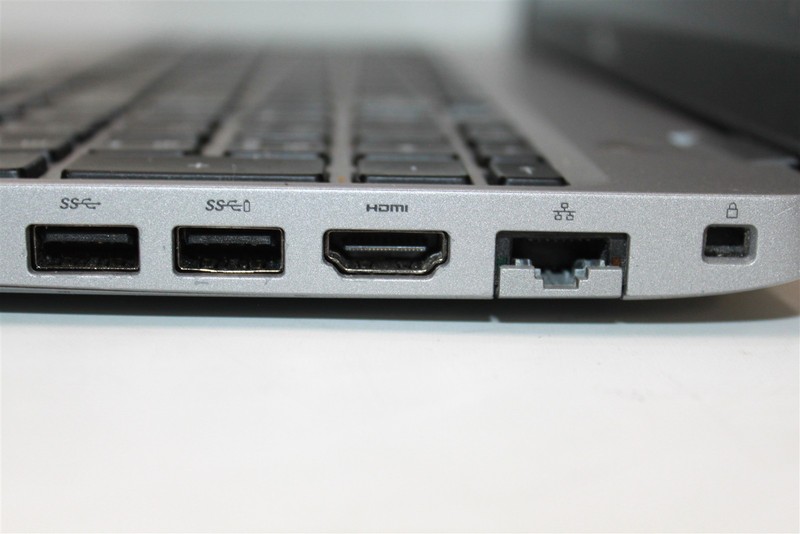 Dell Latitude 5510 15.6" Intel i5-10310U 16GB DDR4 256GB NVME WIN 11 PRO ISSUES gallery