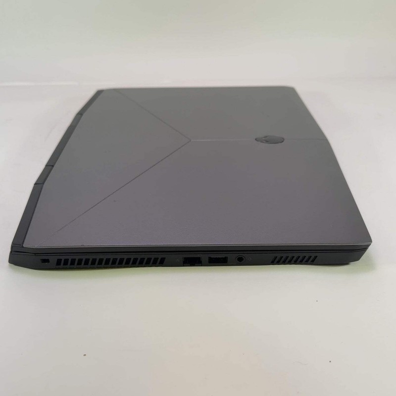 Alienware M15 15.6" i9-8950HK 2.9GHz 32GB RAM 512GB SSD GeForce RTX 2080 Max-Q gallery