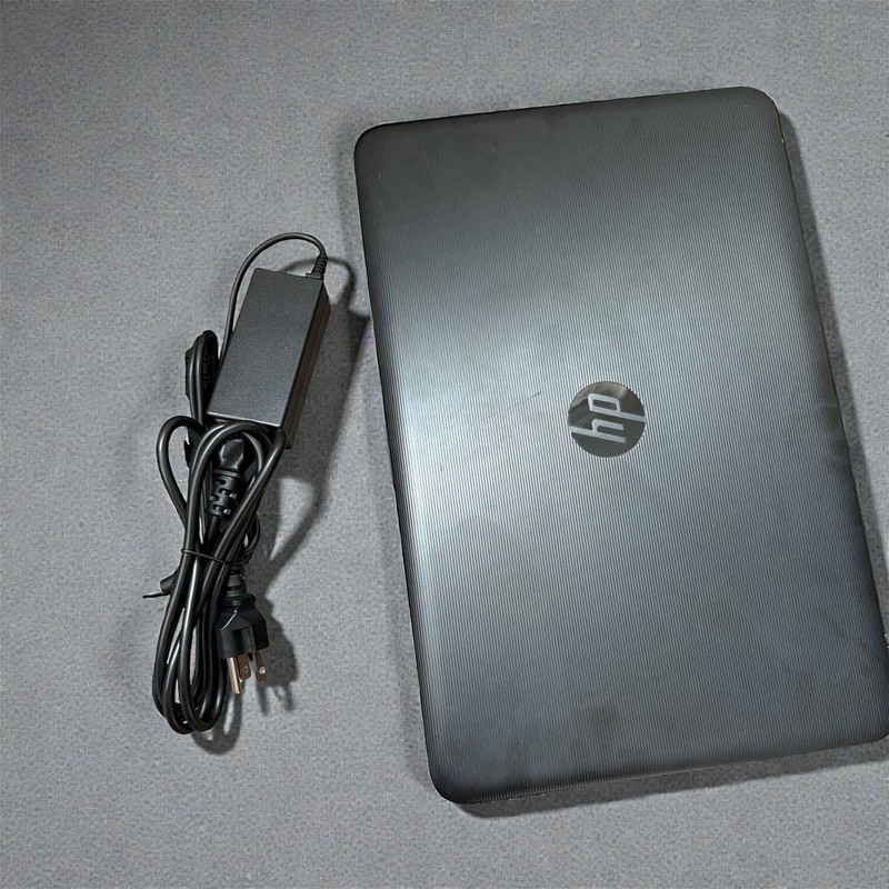 HP Notebook 15.6 inch (500GB, Intel Pentium, 1.10 GHz, 4GB) Laptop gallery