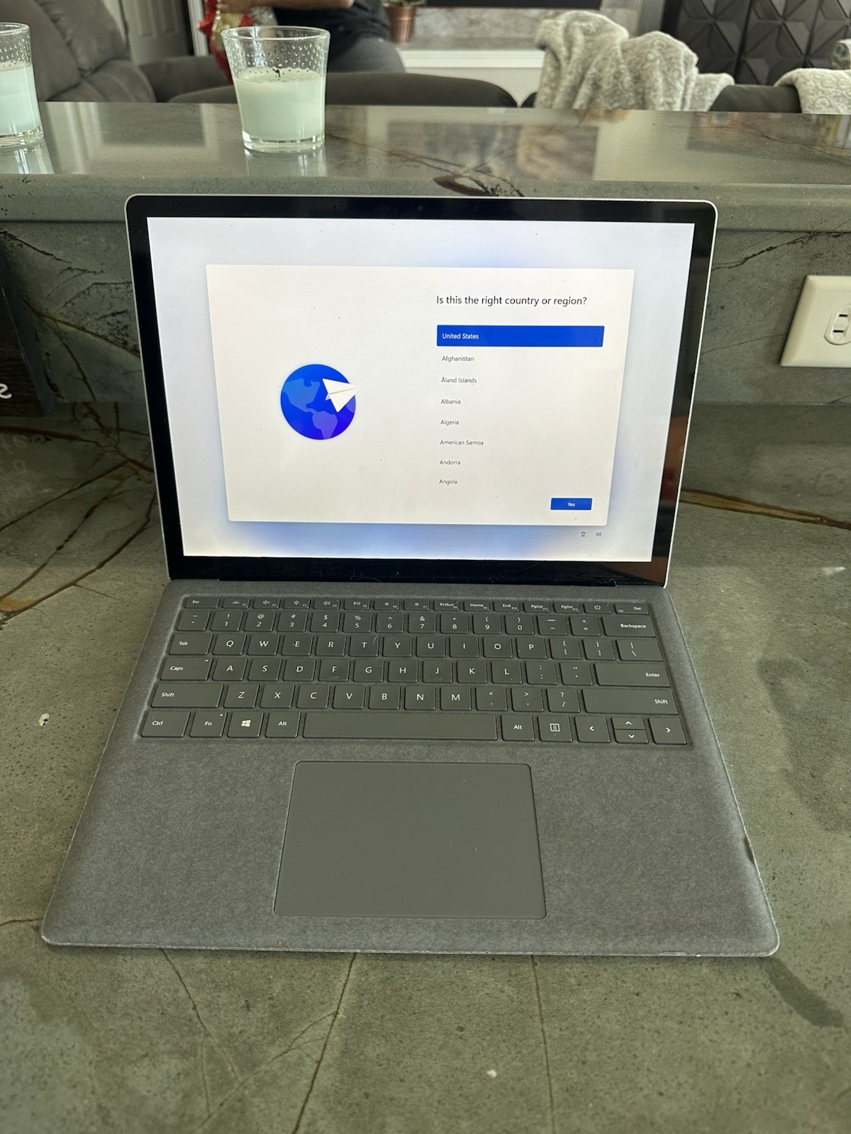 Microsoft Surface Laptop 4 (Intel i5 11th Gen / 16GB RAM / 512 SSD) 13.5in gallery