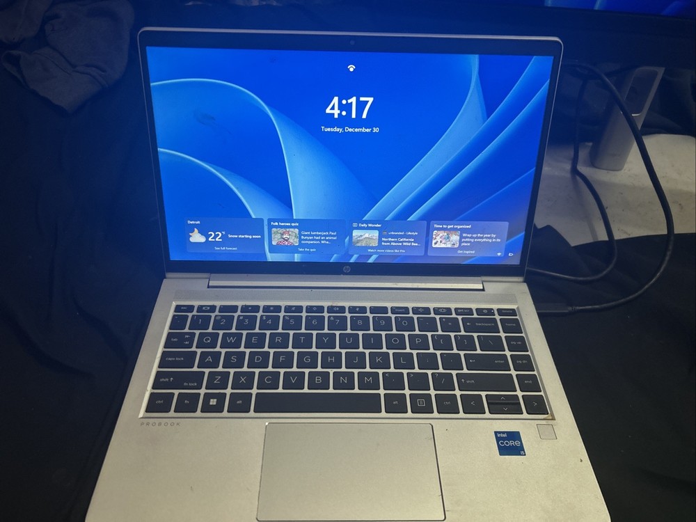 Laptop + Monitor Combo
