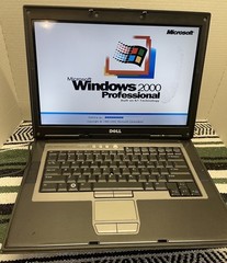 Working Vintage Dell Precision M4300 Windows 2000 Laptop Serial Printer USB Port