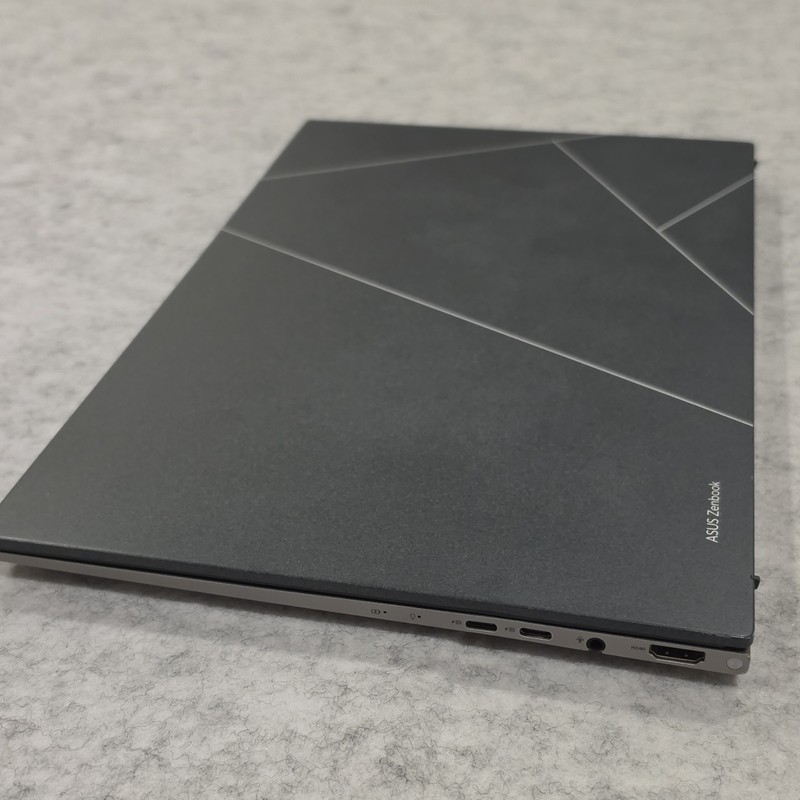 ASUS 14.5in Silver Notebook Laptop PC - AMD Ryzen 7 Processor gallery