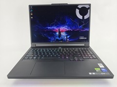 Lenovo Legion Pro 7i 16IAX10H 16″ 2.5K OLED Ultra 9 275HX 32GB 1TB RTX 5080 Good