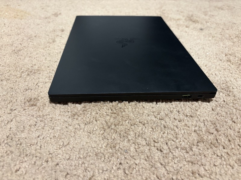 Razer Blade Stealth 13" RZ09-310 i7-1065G7 16GB 256GB 13.3" FHD GeForce GTX 1650 gallery