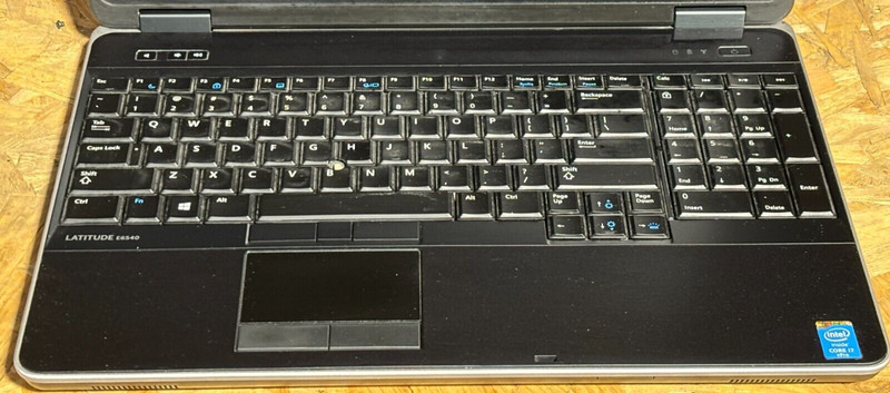 Dell Latitude E6540 15.6" i7-4610M 8GB RAM No HDD No Caddy gallery