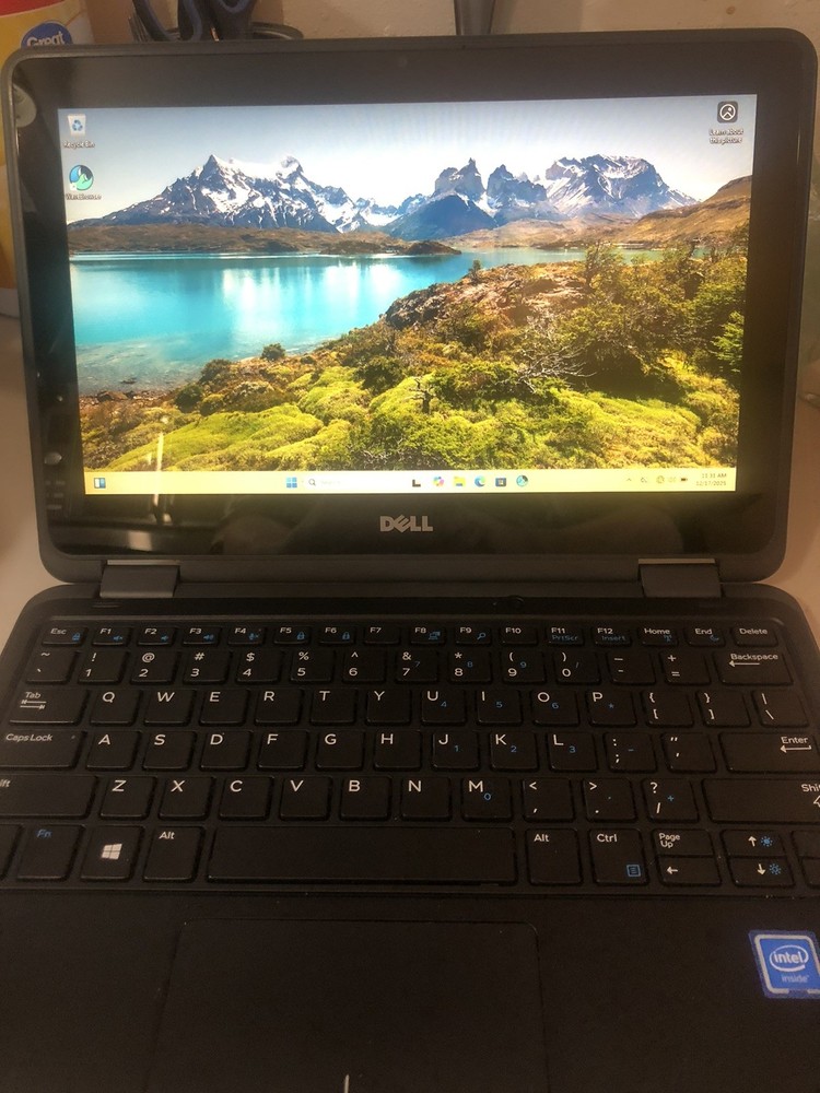 Dell Latitude 3189 11.6" 2-in-1 Touch Laptop Celeron 4GB 64GB SSD Windows 11 !!