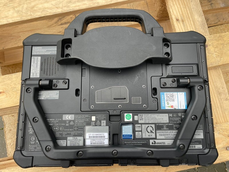 3 x Panasonic Toughbook CF-D1 MK3,Touch,i5-6300U,2.4GHz,32GB,512GB,LTE,A-STOCK gallery