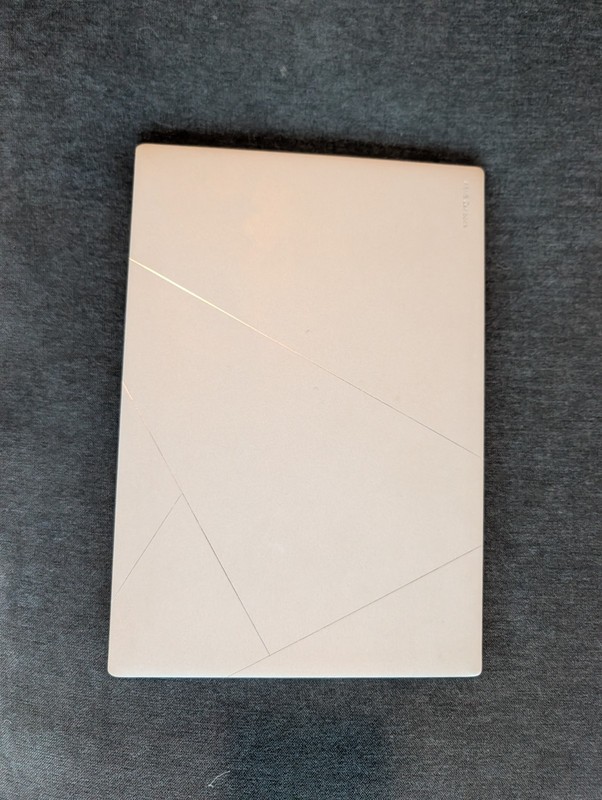 ASUS Zenbook S 14 UX5406 Ultra 7 258V 32GB 1TB 3K OLED Touchscreen gallery