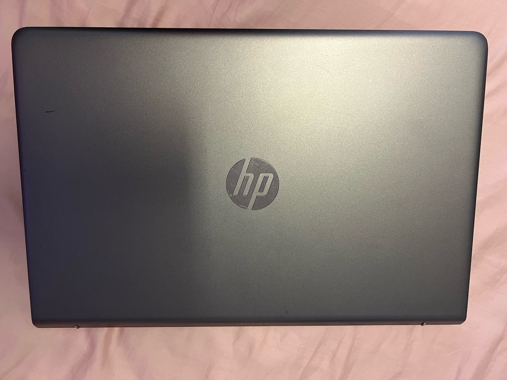 HP Pavilion 15-cclxx 15.6in Touch Screen i5-8250U 12GB 500GB SSD Win10
