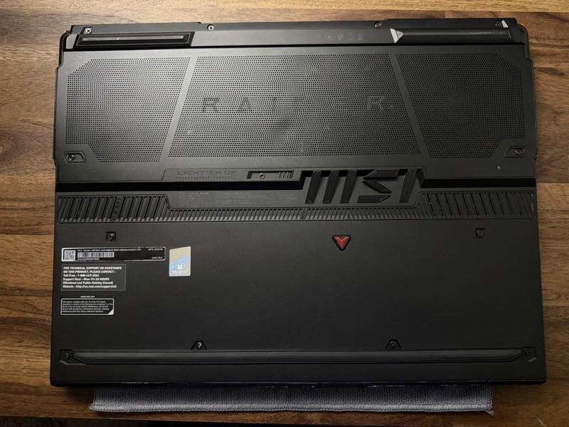 MSI Raider GE78HX RTX 4090 i9-13980HX 32GB DDR5 RAM 2TB SSD 17" Gaming Laptop gallery