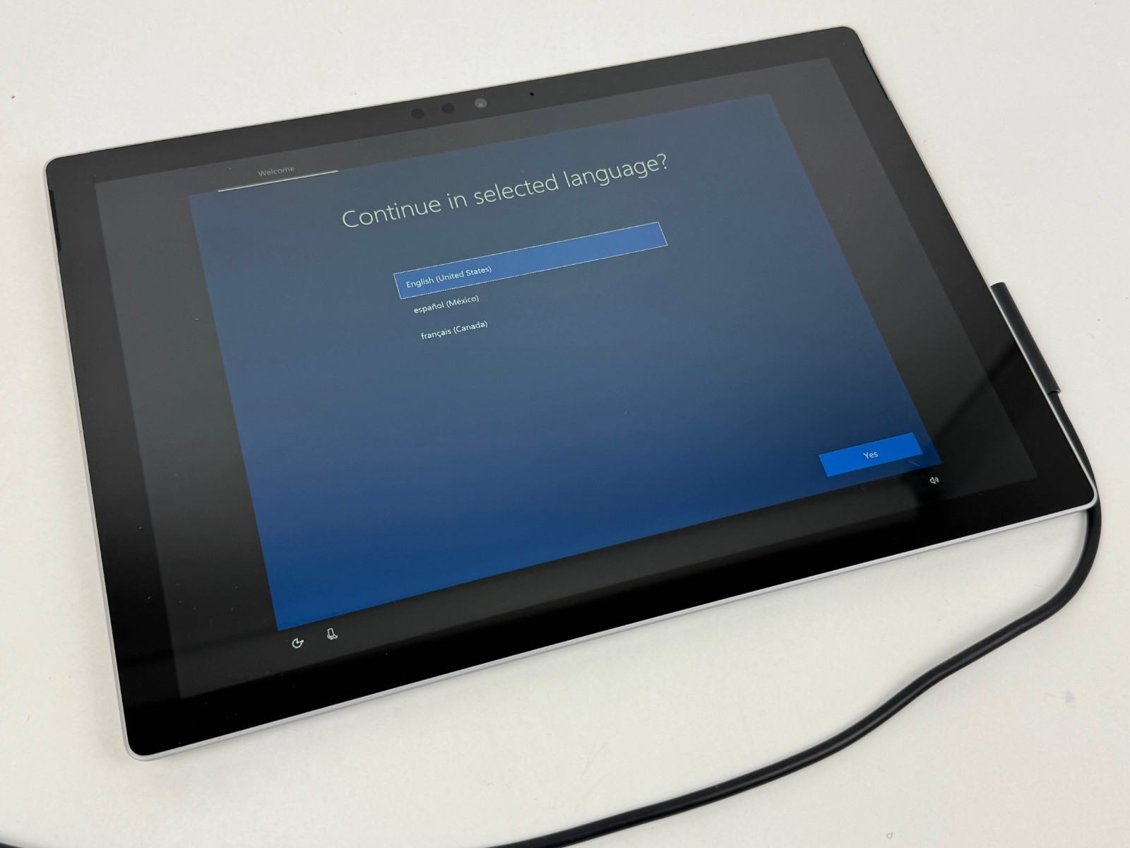 Microsoft Surface Pro 6 1796 12.3” i7 8GB 256GB - FOR PARTS gallery
