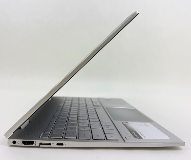 HP Envy x360 15m-ed0013dx 15.6" Touch i5-1035G1 8GB 256GB SSD W11H 2in1 - Read gallery