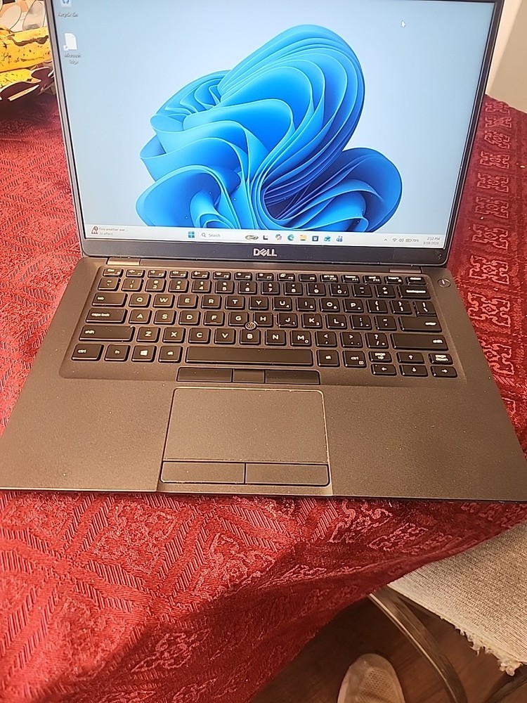 Dell Latitude 5401 14" (i5-9400H, 2.5GHz, 16GB RAM 256GB) Win11 Pro + Charger
