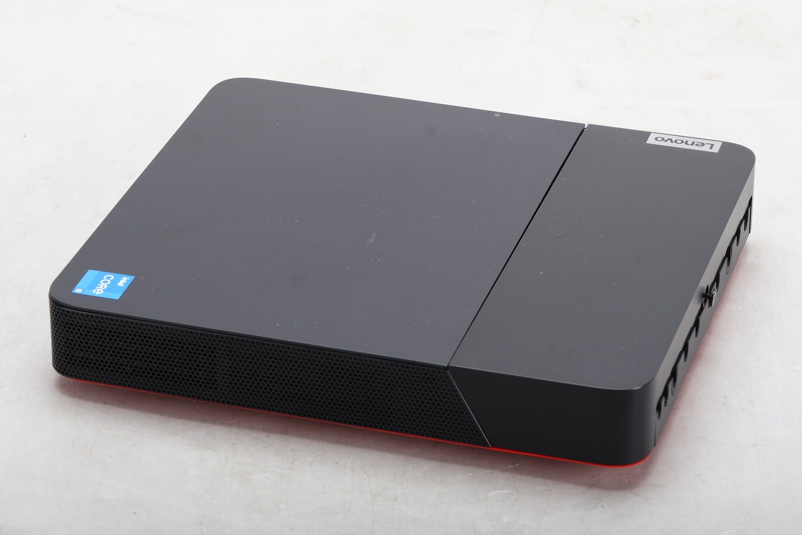 Lenovo 12QJ0004US ThinkSmart for Teams Rooms With i5-1145G7E @2.60GHz/16GB Ram gallery