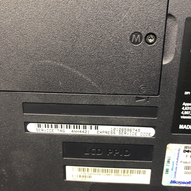 Dell inspirion 2650 laptop with bag and charger Pentium FOR parts gallery