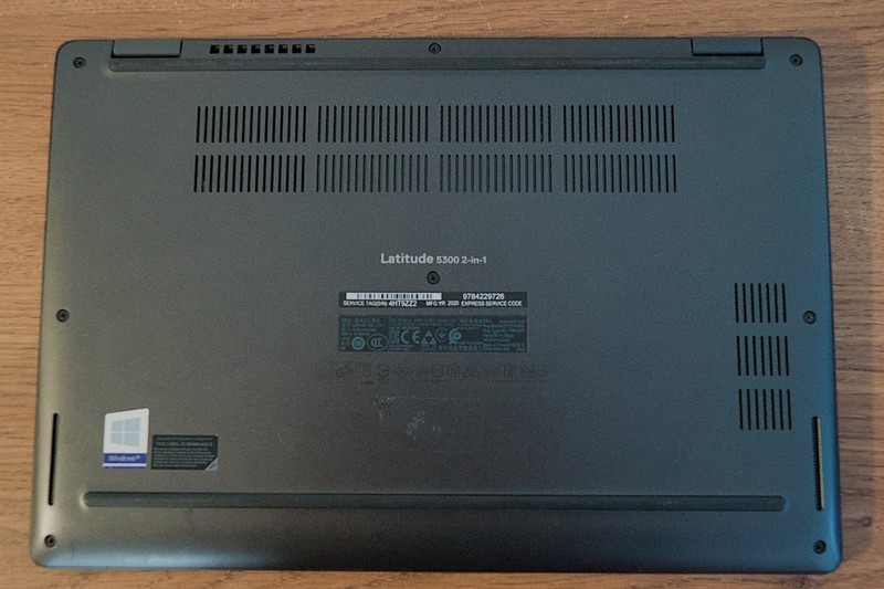Dell Latitude 3500 2-in-1 Touchscreen i5-8365U 16GB RAM 256GB SSD Windows 11 Pro gallery