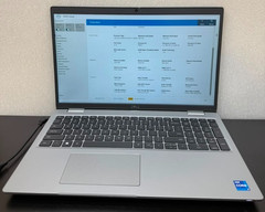 Dell Precision 3571 15.6in i7 12th Gen 24GB RAM 1TB NVMe SSD Windows 11 Pro