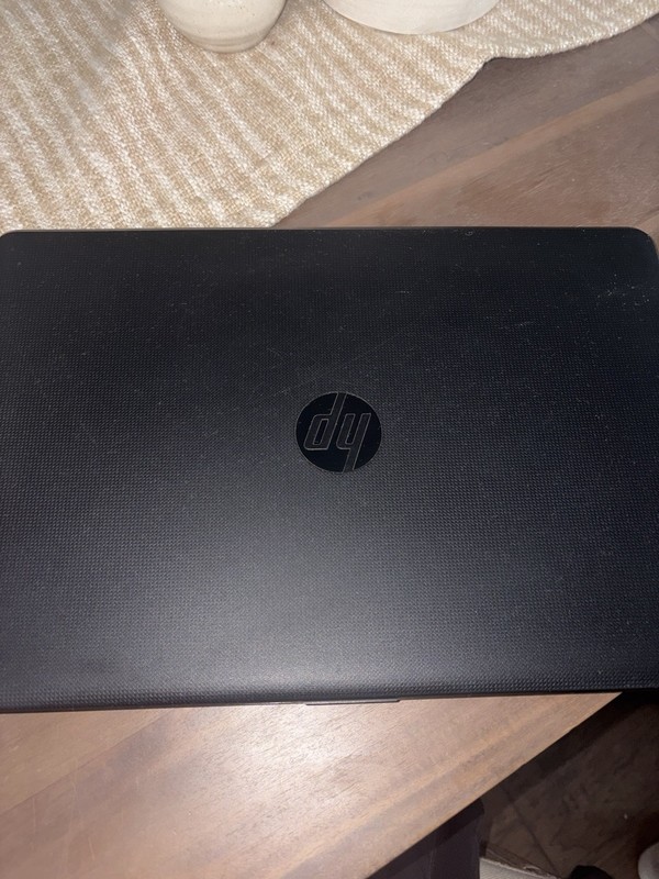 HP 15-bs015dx 15.6in Intel Core i3 6th Gen 4GB 1TB HDD Win 10 Black gallery