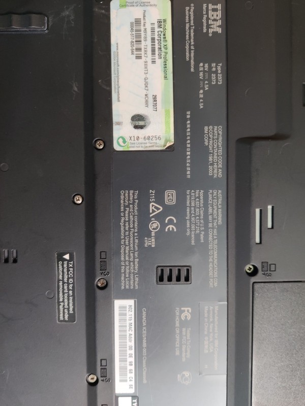 IBM ThinkPad T41 14" Pentium M 1.60GHz 512MB no HDD gallery