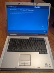 Dell Inspiron E1505 | Intel Core 2 Duo 1.83GHz 4GB RAM 160GB HDD Windows XP OEM