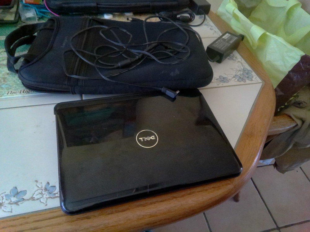 Dell Inspiron Mini 1012 Intel Atom Netbook Laptop - For Parts!