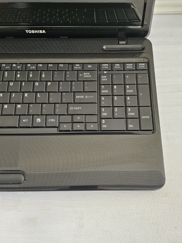 Toshiba Satellite L655D-S5050 Laptop - WON'T BOOT - BAD BATTERY - Parts/Repair gallery