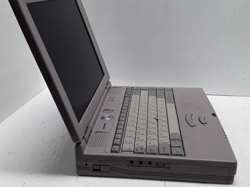 Toshiba Satellite 335CDS gallery