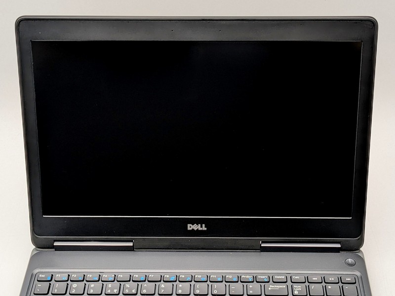 Dell Precision 7510 15" FHD I7-6820HQ 1TB SSD 16GB W10P AMD Radeon (TM) R9 M375X gallery