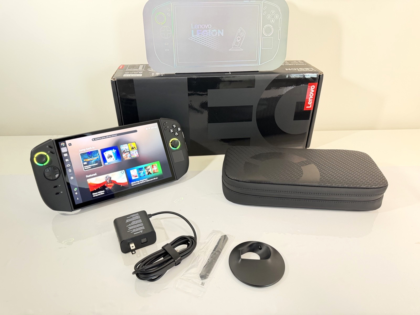Lenovo Legion Go 2 OLED Ryzen Z2 Extreme 32GB (1TB SSD Model) - Gaming Handheld gallery