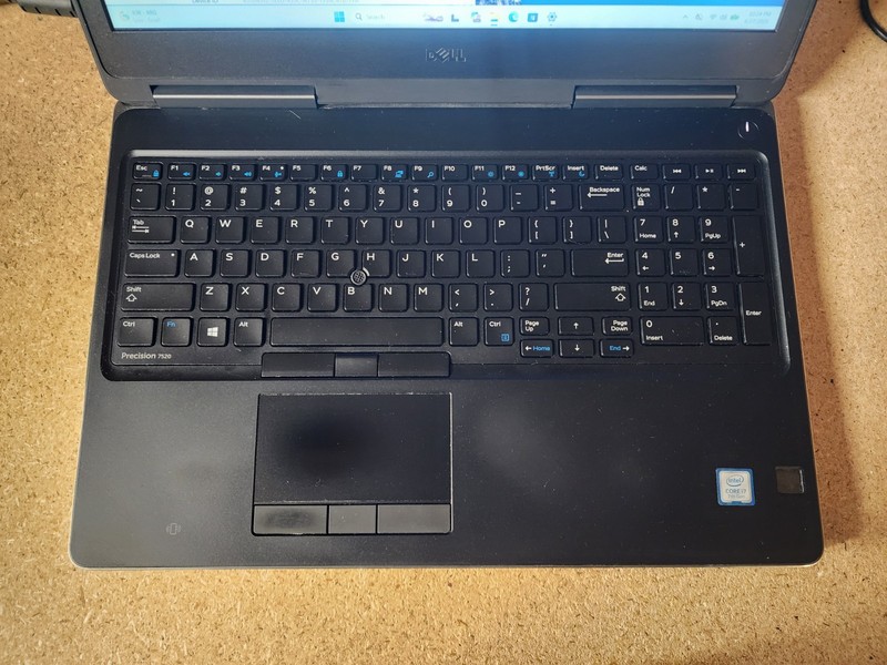 Dell Precision 7520 i7-7700HQ 2.8GHz 16GB RAM 256GB SSD Win 11 Pro Quadro M1200 gallery