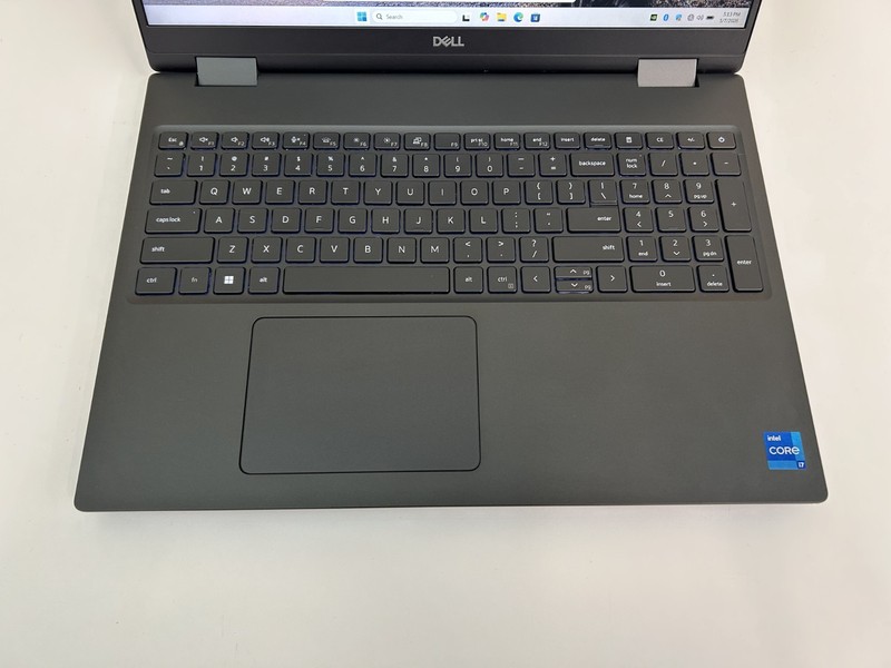 Laptop Dell Precision 7680 16" Core i7-13850HX 128GB RAM 2TB SSD RTX 2000 Win 11 gallery