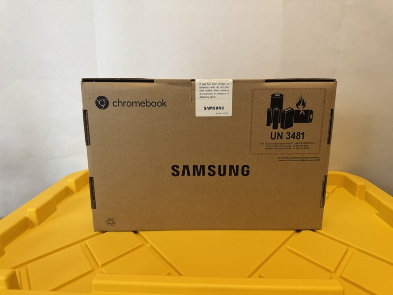 Samsung Plus V2 12.2" (32GB eMMC, Intel Celeron, 1.50 GHz, 4 GB) Convertible... gallery