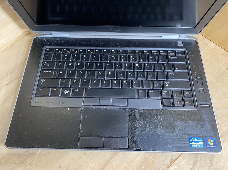 Dell Latitude E6430 Laptop i7-3520M@2.9GHz/8GB RAM/500Gb HDD/Read gallery