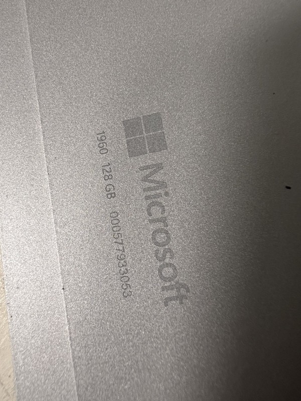 Microsoft Surface Pro 7+ 1960 12.3" i5-1135G7 2.4GHz 8GB RAM AS-IS NO SCREEN 📖 gallery