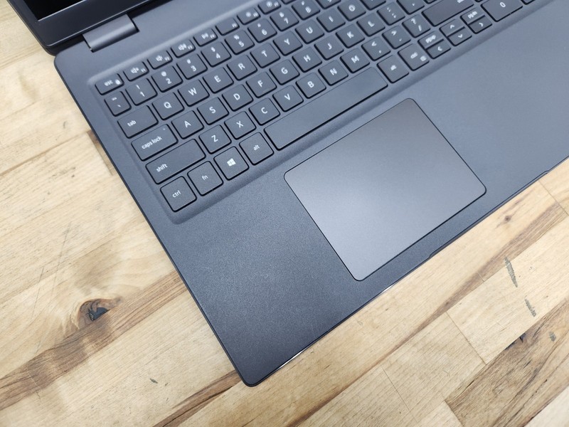 Dell Latitude 3510 15.6" i5-10210U 16GB RAM 256GB SSD Windows 11 Pro ~ gallery