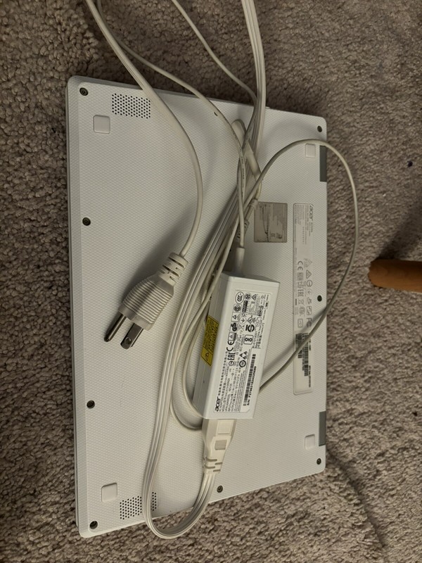 Acer Chromebook 11 CB3-132-C9M7 11.6in. (16GB, Intel Celeron processor, 2gb mem) gallery