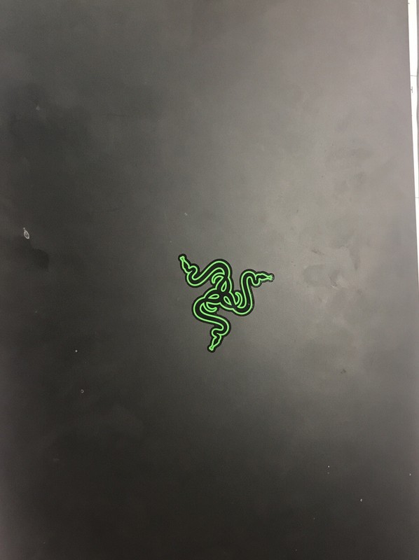 Razer Blade Pro 17" 4K UHD (512GB SSD , Intel Core i7 10th Gen., 5.10GHz, 16GB) gallery