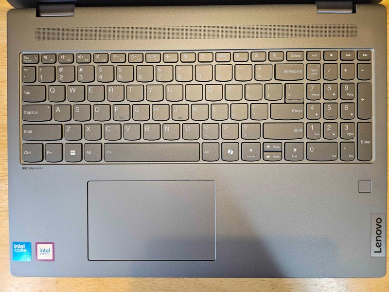 Lenovo 83DU0051US IdeaPad 5 2-in-1 16IRU9 16" 2K Touchscreen Core 5 120U 1.4GHz gallery