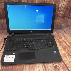 HP Notebook 15-f018dx Laptop 15″ Intel Core i3 4th Gen 6 GB, Win 10, 800 GB