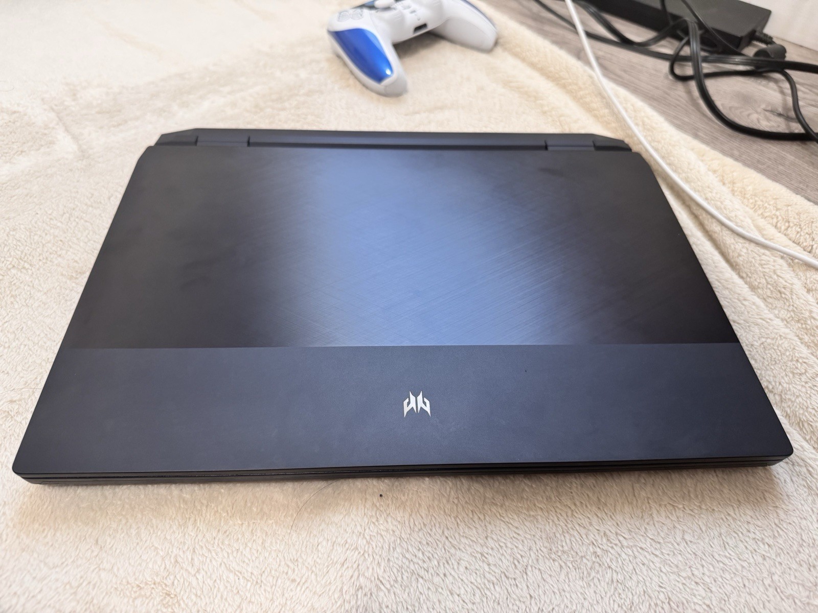 PREDATOR Helios i7 12GEN, 3070TI, 16 GIGS OF RAM, 1 TERABYTE OF STORAGE, QHD gallery