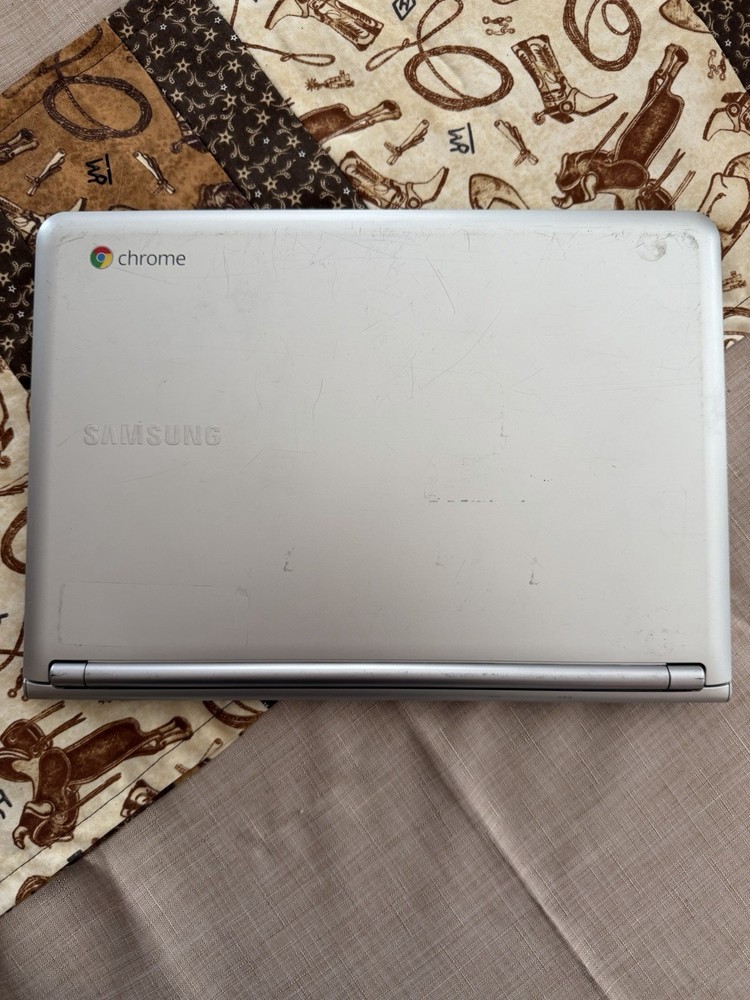 Samsung Chromebook 11.6" (16GB SSD, Samsung Exynos 5 Dual, 1.7GHz, 2GB RAM)...