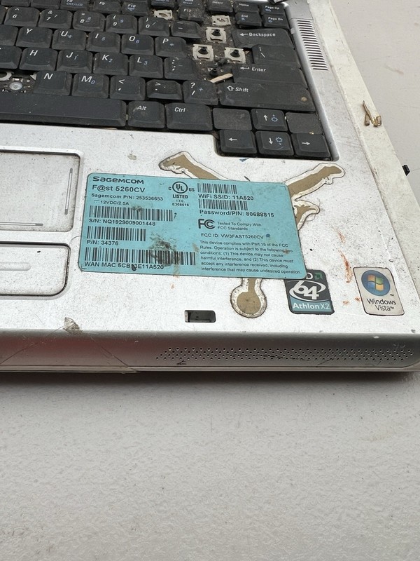 Dell Inspiron 1501 Laptop W/Charger ( For Parts ) gallery